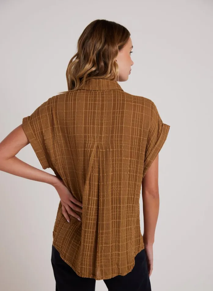 Bella Dahl Short Sleeve Pocket Button Down 8211 Topaz Gold Women Button Down Bella Dahl Short Sleeve Pocket Button Down 8211 Topaz Gold Women Button Down