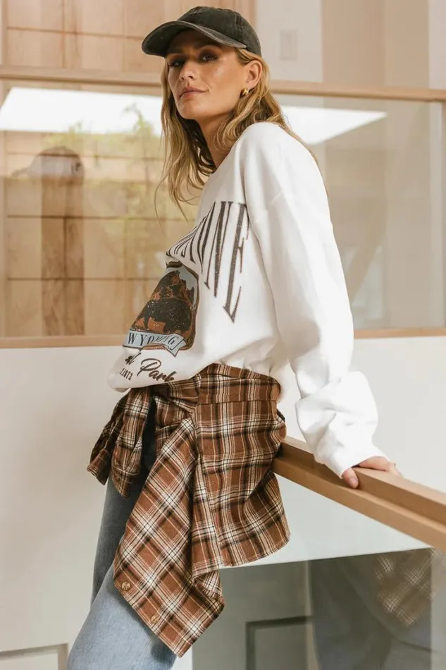 Bohme Tops Yellowstone Graphic Sweatshirt White 8211 Women Bohme Tops Yellowstone Graphic Sweatshirt White 8211 Women