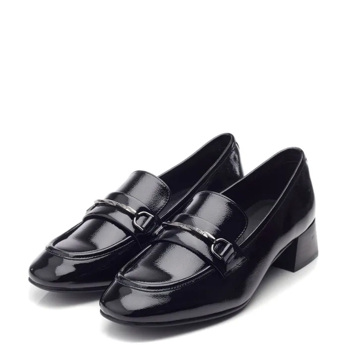 Brogues And Loafers Women Moda In Pelle Coutance Black Patent Leather