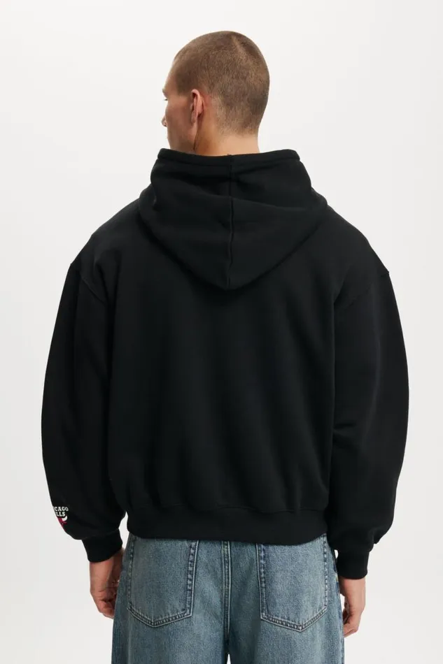 Cotton On Sweats and Hoodies Box Fit Nba Hoodie Lcn Nba Black Bulls 8211 Arched 8211 Men Cotton On Sweats and Hoodies Box Fit Nba Hoodie Lcn Nba Black Bulls 8211 Arched 8211 Men