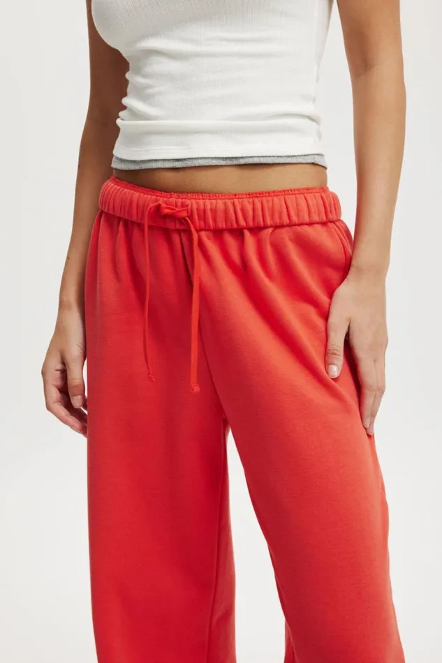 Cotton On SweatsandHoodies Classic Fleece Wide Leg Sweatpant Vermillion 8211 Women Cotton On SweatsandHoodies Classic Fleece Wide Leg Sweatpant Vermillion 8211 Women
