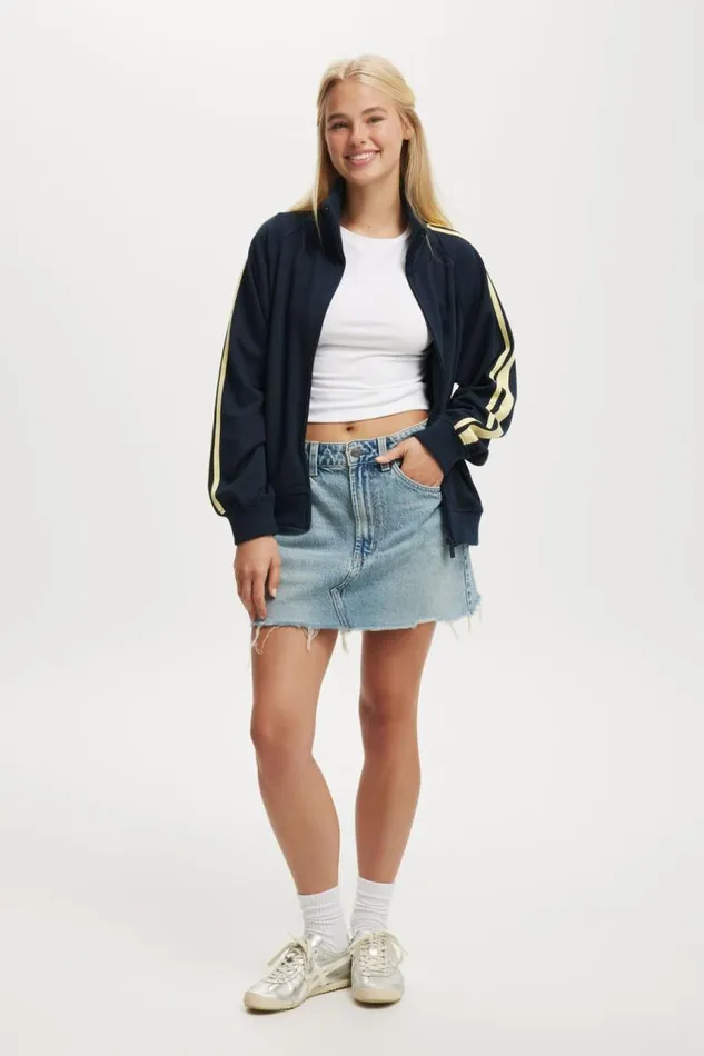 Cotton On SweatsandHoodies Oversized Retro Zip Through Ink Navy Daisy Yellow 8211 Women Cotton On SweatsandHoodies Oversized Retro Zip Through Ink Navy Daisy Yellow 8211 Women