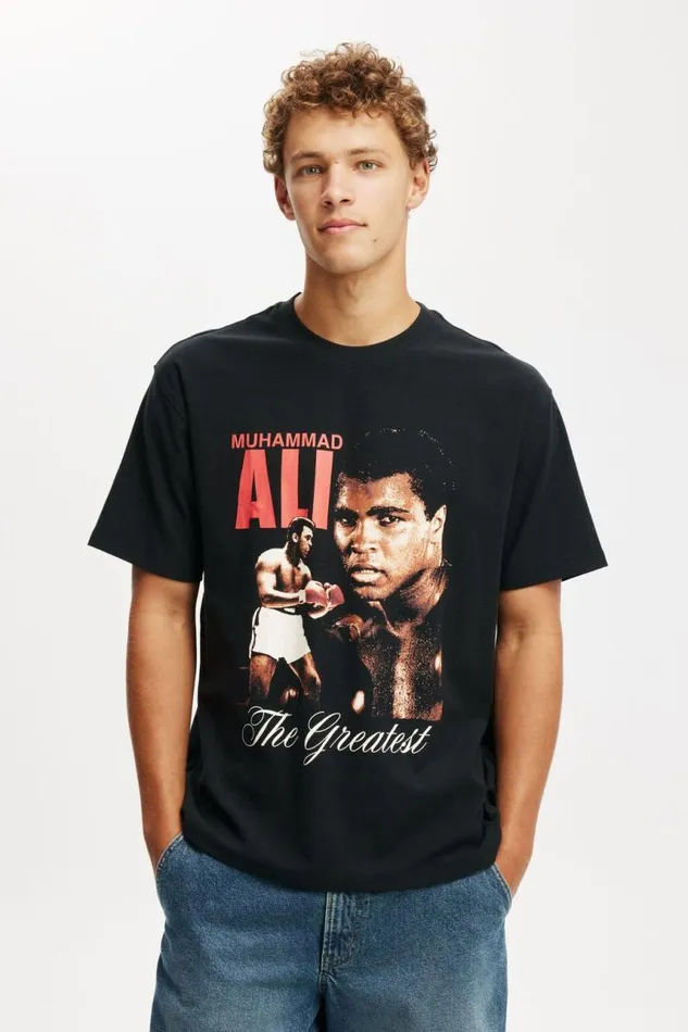 Cotton On Tees and Tanks Ali Loose Fit TShirt Lcn Ali Blackali 8211 The Greatest 8211 Men Cotton On Tees and Tanks Ali Loose Fit TShirt Lcn Ali Blackali 8211 The Greatest 8211 Men