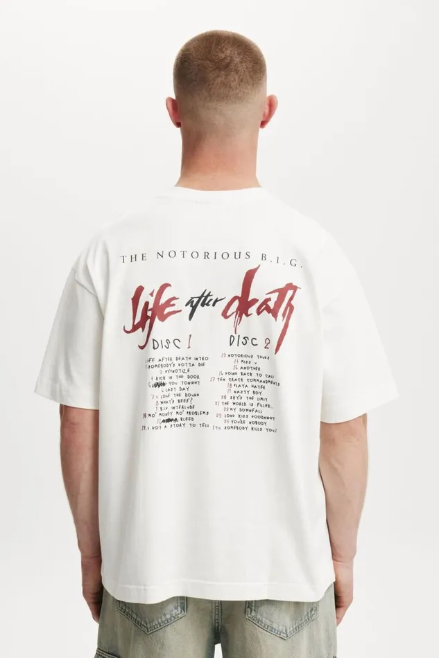 Cotton On Tees and Tanks Box Fit Premium Music TShirt Lcn Mt Vintage Whitebiggie Life After Death 8211 Men Cotton On Tees and Tanks Box Fit Premium Music TShirt Lcn Mt Vintage Whitebiggie Life After Death 8211 Men