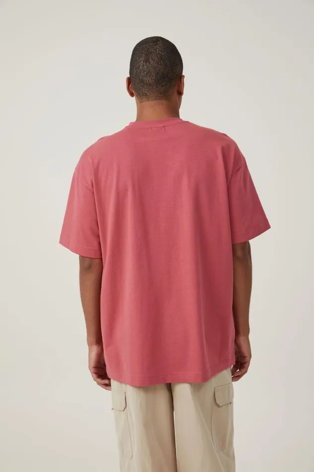 Cotton On Tees and Tanks Box Fit TShirt Soft Red 8211 Men Cotton On Tees and Tanks Box Fit TShirt Soft Red 8211 Men