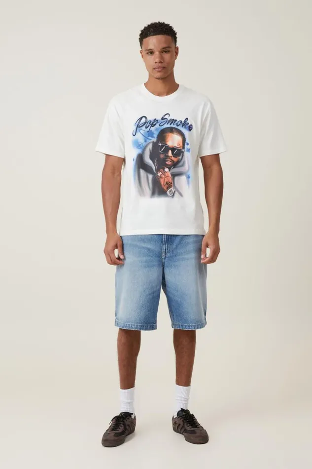 Cotton On Tees and Tanks Loose Fit Music TShirt Lcn Bra Vintage Whitepop Smoke 8211 Airbrush 8211 Men Cotton On Tees and Tanks Loose Fit Music TShirt Lcn Bra Vintage Whitepop Smoke 8211 Airbrush 8211 Men