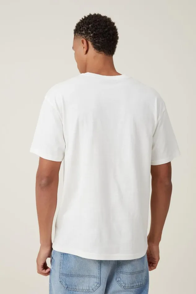 Cotton On Tees and Tanks Loose Fit Music TShirt Lcn Bra Vintage Whitepop Smoke 8211 Airbrush 8211 Men Cotton On Tees and Tanks Loose Fit Music TShirt Lcn Bra Vintage Whitepop Smoke 8211 Airbrush 8211 Men