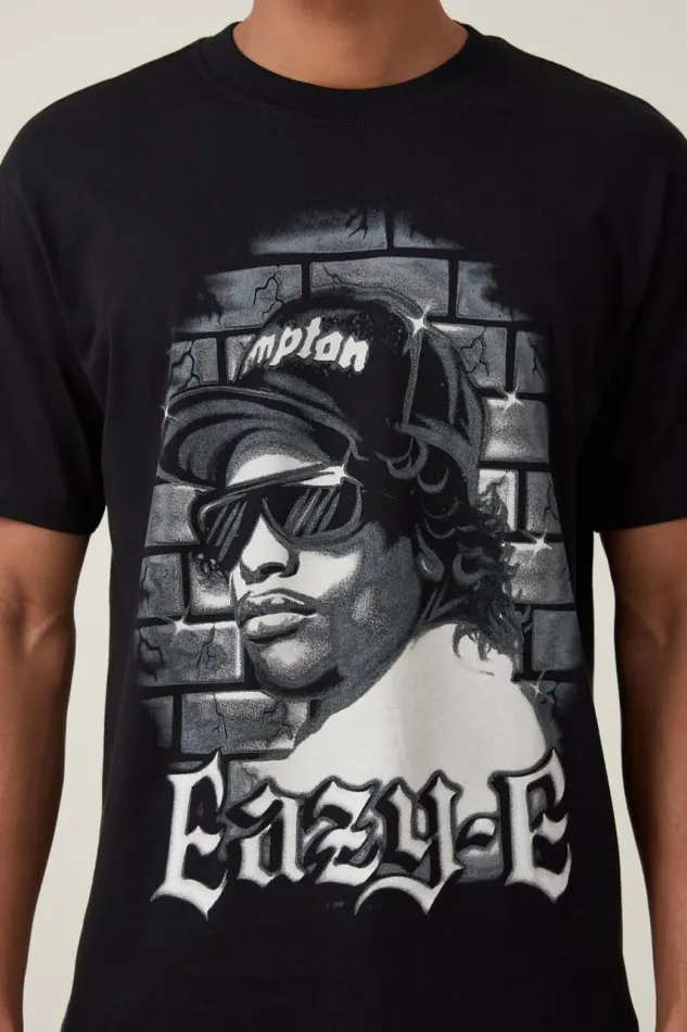 Cotton On Tees and Tanks Loose Fit Music TShirt Lcn Mt Blackeazy E 8211 Airbrush 8211 Men Cotton On Tees and Tanks Loose Fit Music TShirt Lcn Mt Blackeazy E 8211 Airbrush 8211 Men
