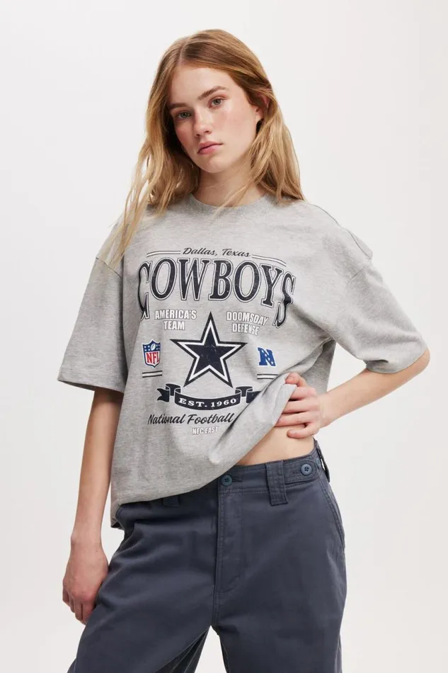 Cotton On Tops The Lcn Boxy Graphic Tee Lcn Dal Dallas Cowboys Starwinter Grey Marle 8211 Women