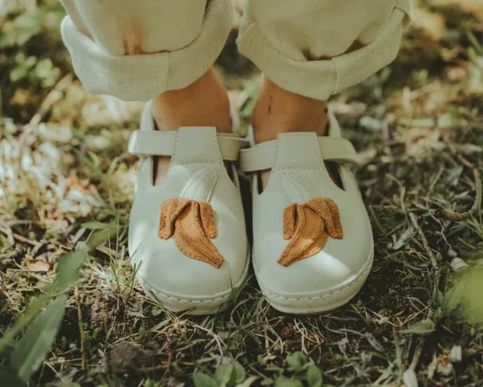 Donsje Amsterdam Low Shoes Girls Bowi Shoes Cream Betting Leather