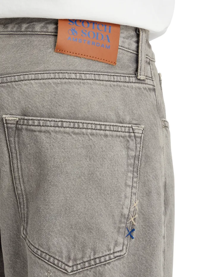 Essential DEAN LOOSE TAPERED JEANS GREY ROAD Grey Road Men Scotch and Soda Jeans Essential DEAN LOOSE TAPERED JEANS GREY ROAD Grey Road Men Scotch and Soda Jeans