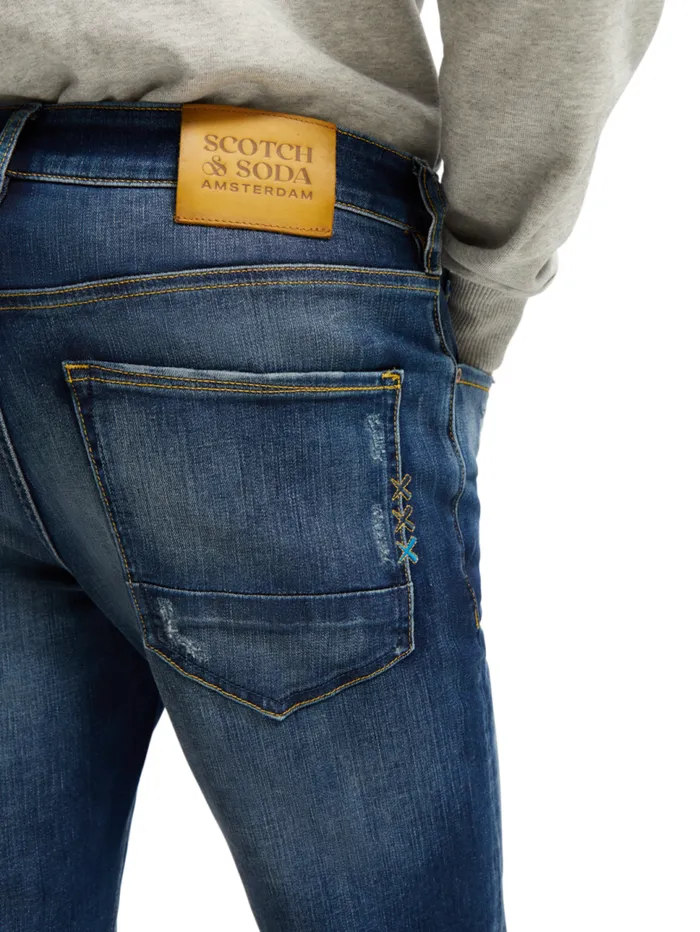 Essential Skim Skinny Jeans 8211 Cloud Of Smoke Cloud Of Smoke Men Scotch and Soda Essentials Essential Skim Skinny Jeans 8211 Cloud Of Smoke Cloud Of Smoke Men Scotch and Soda Essentials
