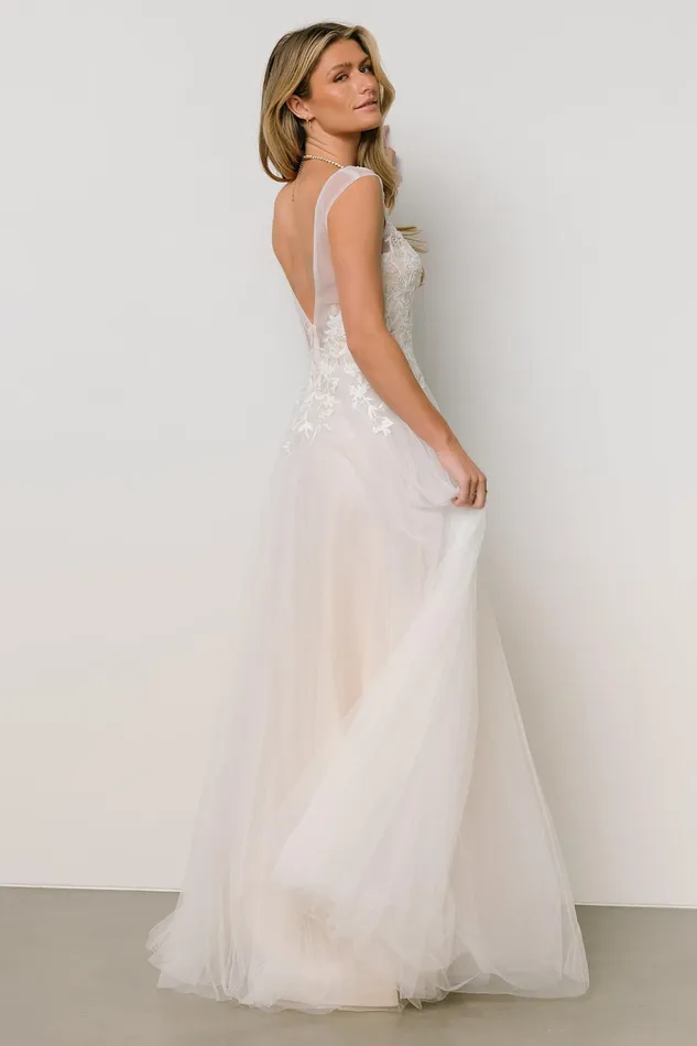 Everlasting Tulle Bridal Gown White Nude Women Baltic Born Bridal Everlasting Tulle Bridal Gown White Nude Women Baltic Born Bridal