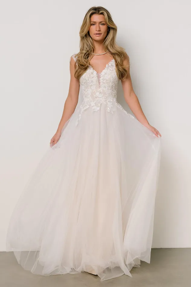 Everlasting Tulle Bridal Gown White Nude Women Baltic Born Bridal Everlasting Tulle Bridal Gown White Nude Women Baltic Born Bridal