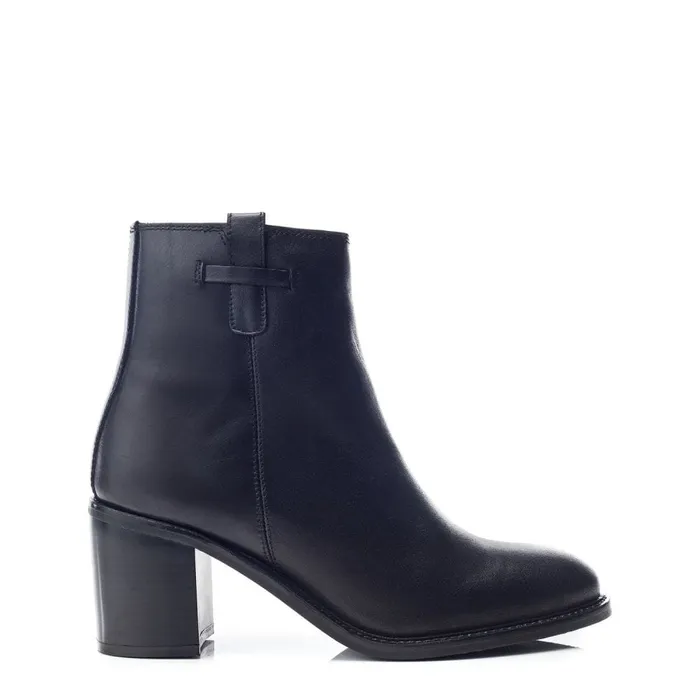 Heeled And Wedge Boots Women Moda In Pelle Bsoleful BHermoine Black Leather