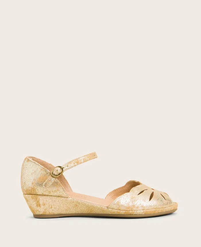 Kenneth Cole Sandals and Wedges Women GENTLE SOULS 8211 Lily Moon Ankle Strap Sandal Gold Kenneth Cole Sandals and Wedges Women GENTLE SOULS 8211 Lily Moon Ankle Strap Sandal Gold