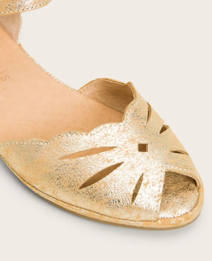 Kenneth Cole Sandals and Wedges Women GENTLE SOULS 8211 Lily Moon Ankle Strap Sandal Gold Kenneth Cole Sandals and Wedges Women GENTLE SOULS 8211 Lily Moon Ankle Strap Sandal Gold