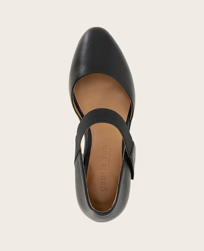 Kenneth Cole Sandals and Wedges Women GENTLE SOULS Oriana Leather Wedge Black Leather Kenneth Cole Sandals and Wedges Women GENTLE SOULS Oriana Leather Wedge Black Leather