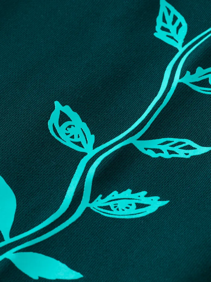 LOOSE FIT ARTWORK HOODIE Cypress Green Men Scotch and Soda Sweatshirts and Hoodies LOOSE FIT ARTWORK HOODIE Cypress Green Men Scotch and Soda Sweatshirts and Hoodies