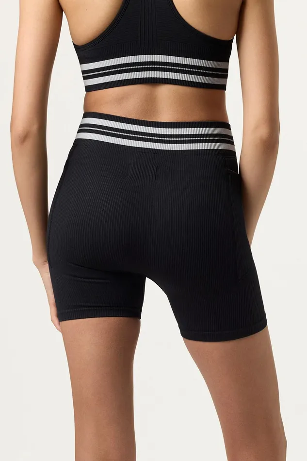 Matching Sets Women Fila Lucky Aces Seamless Bike Short 985 Blackgardeniaultimate Gray Matching Sets Women Fila Lucky Aces Seamless Bike Short 985 Blackgardeniaultimate Gray