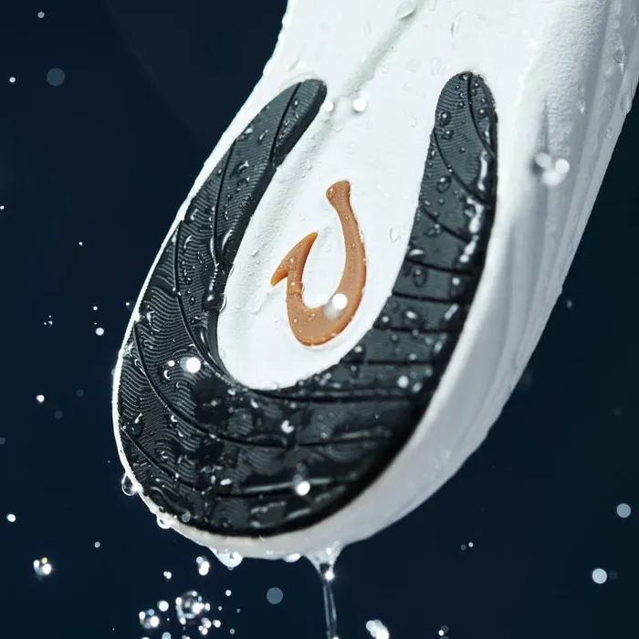 Men Komo Slide Mens Beach Slide Sandals Black Olukai WaterFriendly Men Komo Slide Mens Beach Slide Sandals Black Olukai WaterFriendly