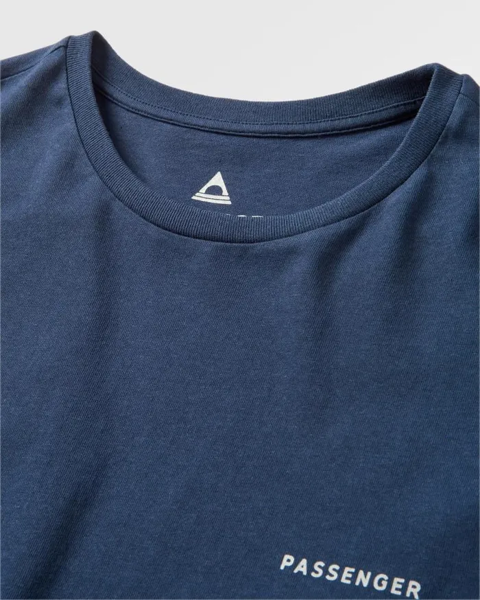 Men Tops Passenger Made To Roam Recycled Cotton TShirt Rich Navy Rich Navy