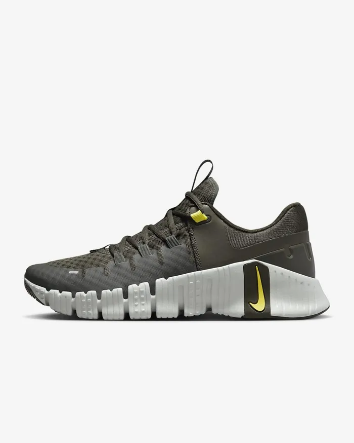 Mens Nike Free Metcon 5 SequoiaLight SilverHigh Voltage Nike First Day Kicks