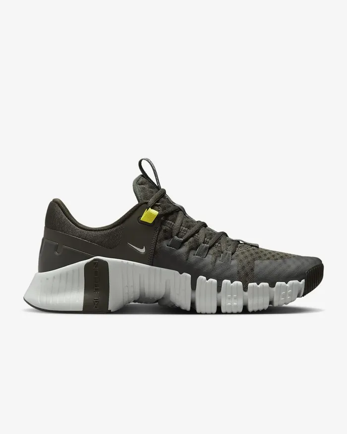 Mens Nike Free Metcon 5 SequoiaLight SilverHigh Voltage Nike First Day Kicks