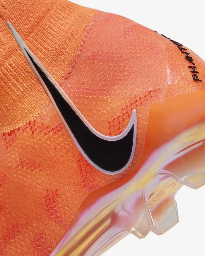 Mens Nike Phantom Luna Elite Guava IceBlack Nike Soccer