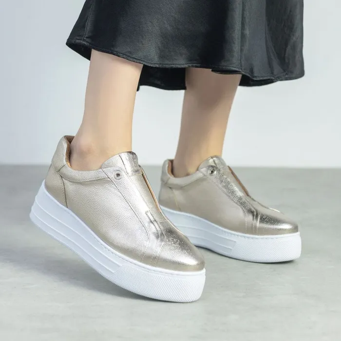 SlipOn Trainers Women Moda In Pelle Aneeba Gold Leather
