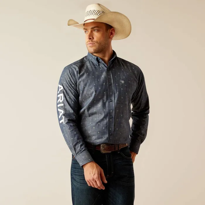 Team Everett Classic Fit Shirt Blue Chambray Men Ariat Button Down Shirts