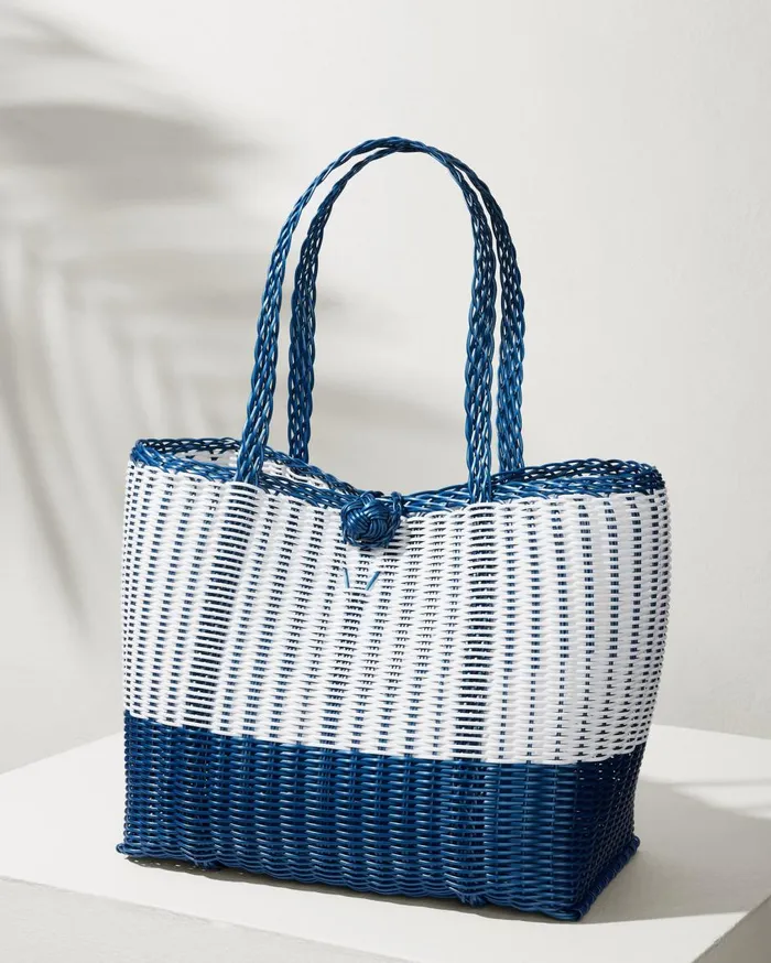 Tommy Bahama Canvas Pocket Tote Natural WomenBeach and Home Handbags and Clutches Tommy Bahama Canvas Pocket Tote Natural WomenBeach and Home Handbags and Clutches