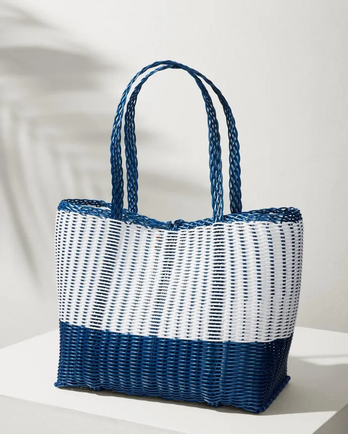 Tommy Bahama Canvas Pocket Tote Natural WomenBeach and Home Handbags and Clutches Tommy Bahama Canvas Pocket Tote Natural WomenBeach and Home Handbags and Clutches
