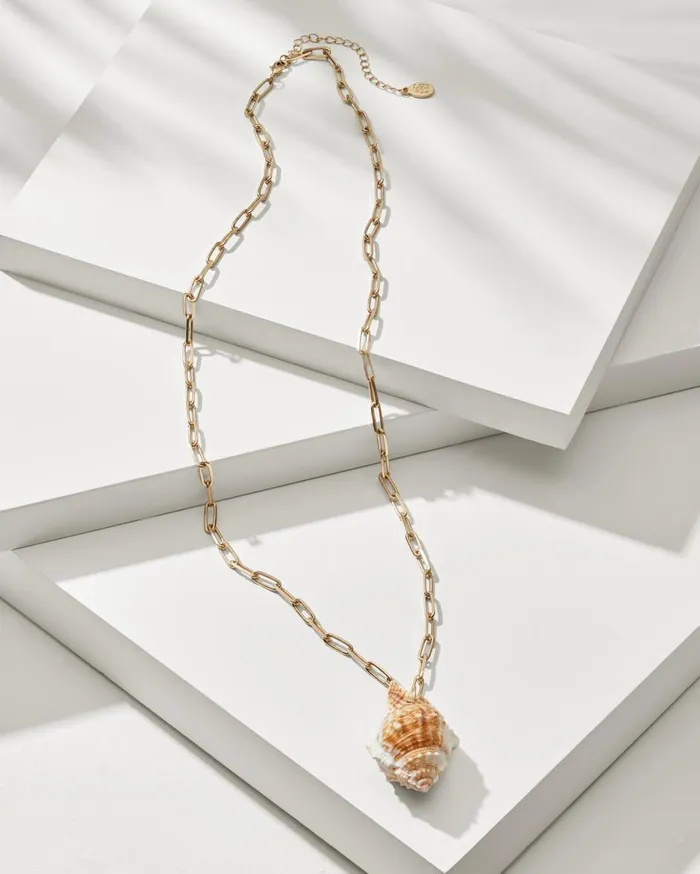 Tommy Bahama Coastal Treasure Shell Pendant Necklace Gold Women Jewelry Collections