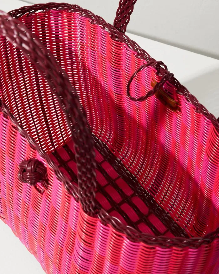 Tommy Bahama Maggie039s Woven Cosmo Beach Tote Cosmopolitan Beach and HomeWomen Beach Bags Tommy Bahama Maggie039s Woven Cosmo Beach Tote Cosmopolitan Beach and HomeWomen Beach Bags