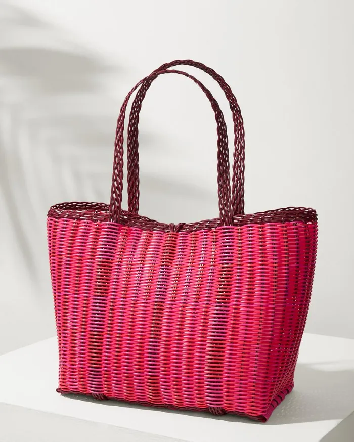 Tommy Bahama Maggie039s Woven Cosmo Beach Tote Cosmopolitan Beach and HomeWomen Beach Bags Tommy Bahama Maggie039s Woven Cosmo Beach Tote Cosmopolitan Beach and HomeWomen Beach Bags