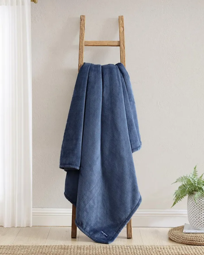 Tommy Bahama Plush Fleece Blue FullQueen Blanket Blue Beach and Home Bedding