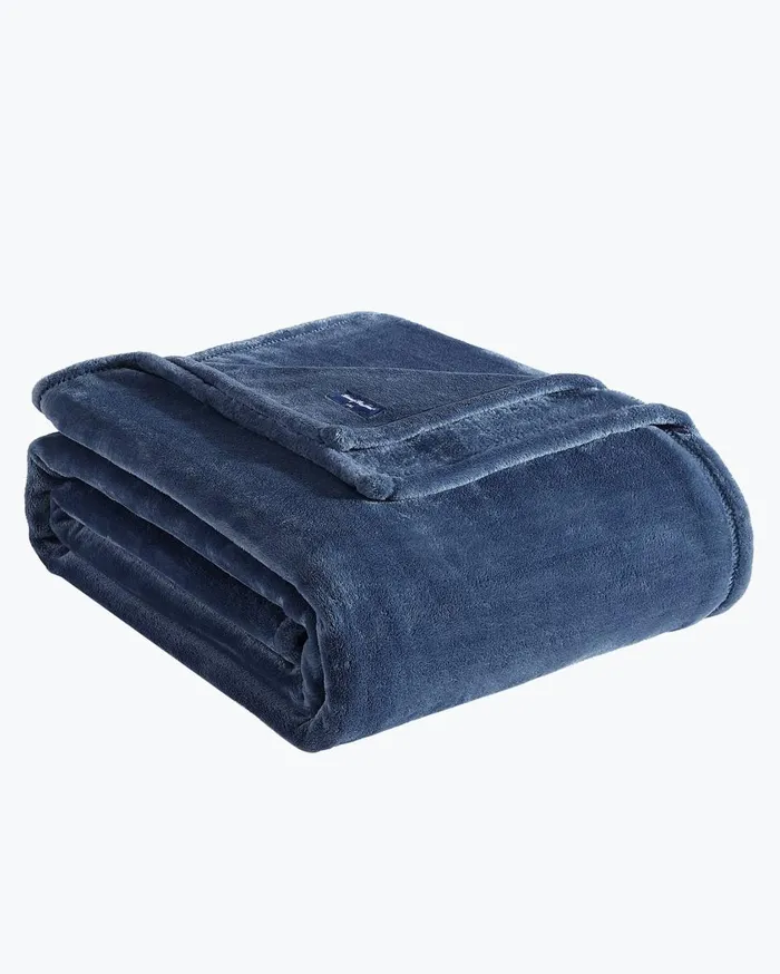 Tommy Bahama Plush Fleece Blue FullQueen Blanket Blue Beach and Home Bedding Tommy Bahama Plush Fleece Blue FullQueen Blanket Blue Beach and Home Bedding