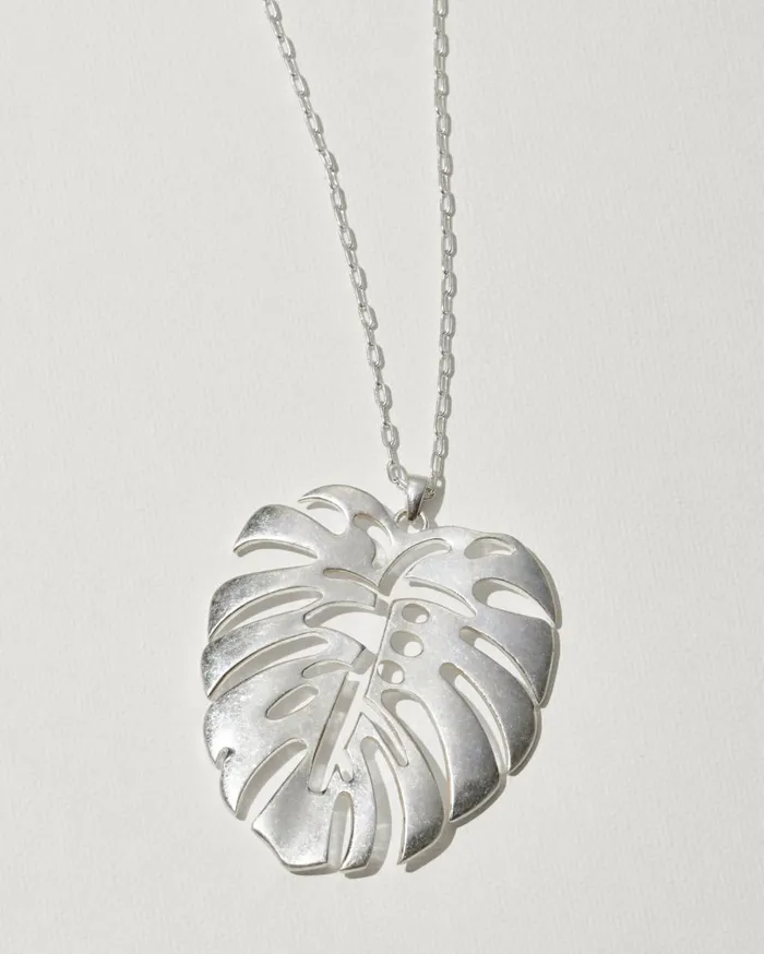Tommy Bahama Tropical Oasis Link Shell Pendant Bracelet Silver Women Jewelry Collections Tommy Bahama Tropical Oasis Link Shell Pendant Bracelet Silver Women Jewelry Collections