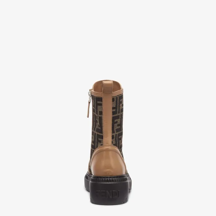 Woman Beige Leather Biker Boots Beige Fendi Boots and Ankle Boots