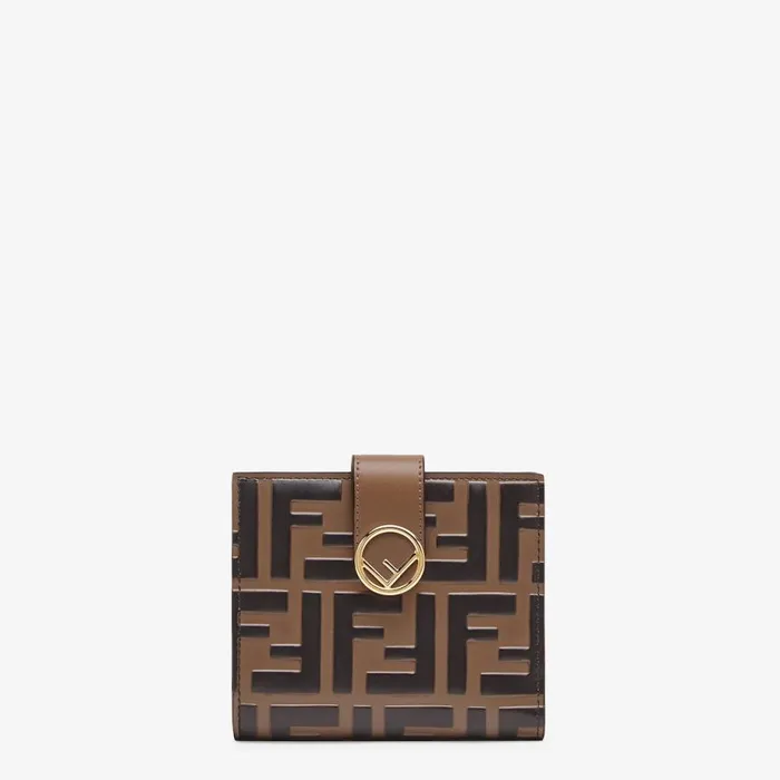 Woman Brown Leather Compact Wallet Fendi Wallets