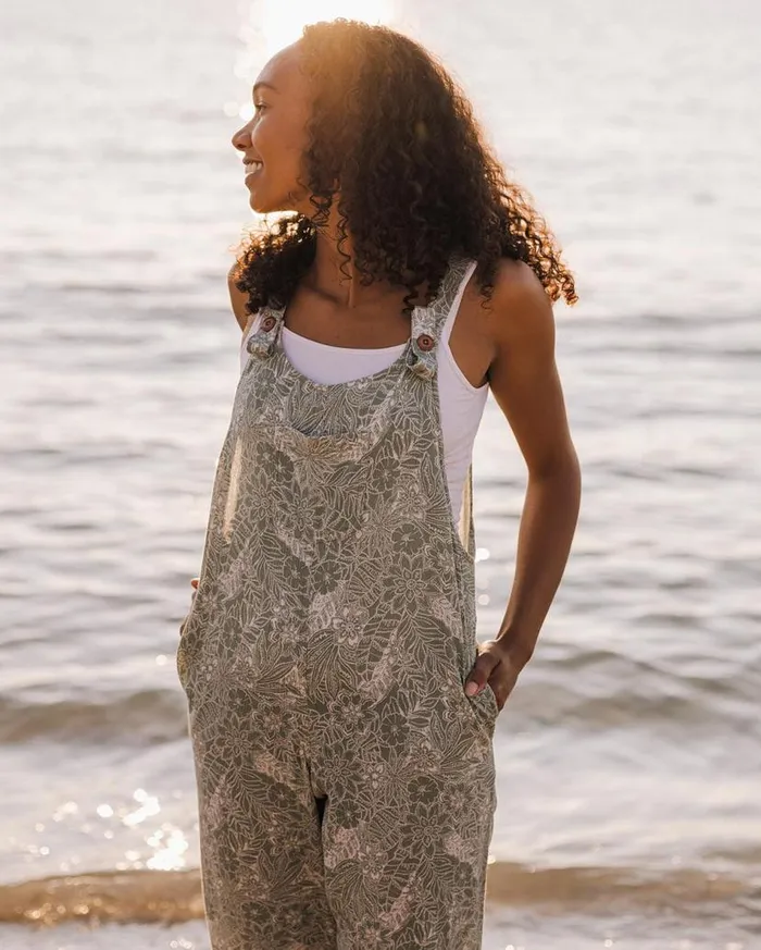 Women Bottoms Passenger Serenity Dungarees Pistachio Floral Pistachio Floral