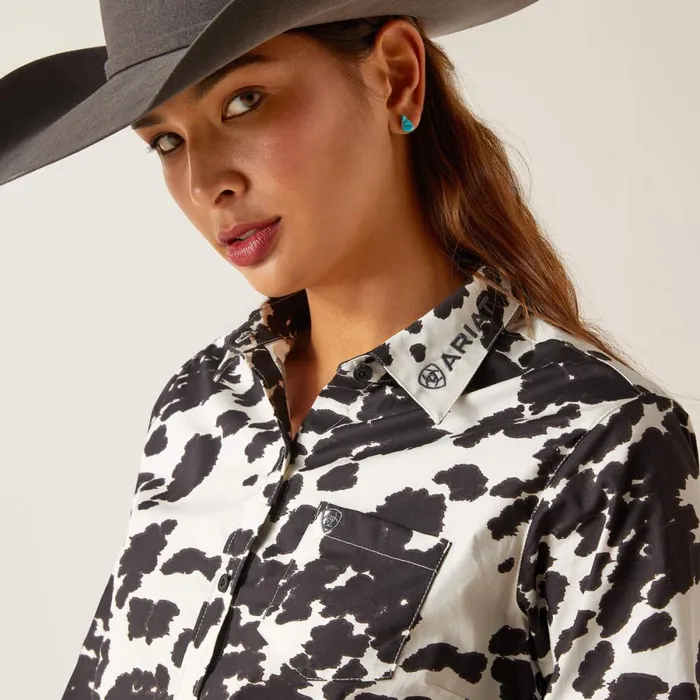 Wrinkle Resist Team Kirby Stretch Shirt Cow Women Ariat TShirts and Tops